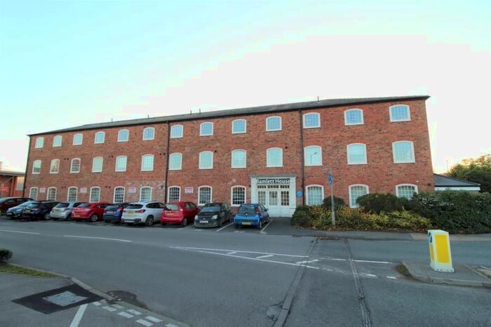 2 Bedroom Flat To Rent In Bamlett House, Station Road, Thirsk, YO7
