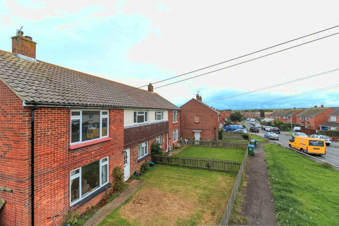 2 Bedroom Maisonette To Rent In Cinque Ports Way, BN25