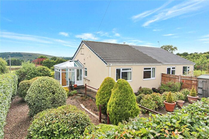 2 Bedroom Bungalow For Sale In Wood Close, Bradley, BD20
