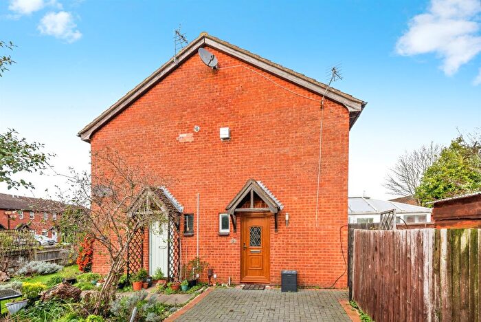 1 Bedroom End Terrace House For Sale In Norris Close, Abingdon, OX14