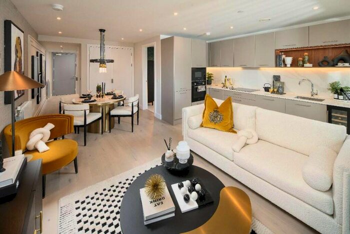 2 Bedroom Apartment For Sale In Royal Arsenal Riverside, London, SE18