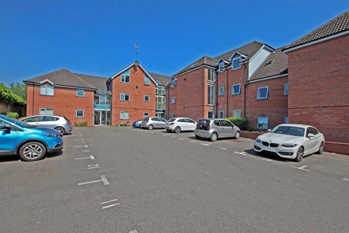 2 Bedroom Apartment To Rent In The Gables, Plains Road, Mapperley, Nottingham, NG3