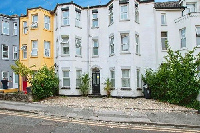 1 Bedroom Flat To Rent In Purbeck Road, Bournemouth, BH2