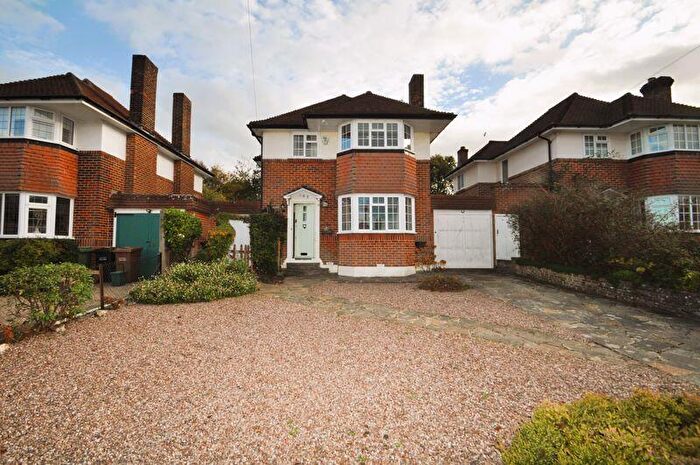 3 Bedroom Detached House For Sale In Great Tattenhams, Epsom, KT18
