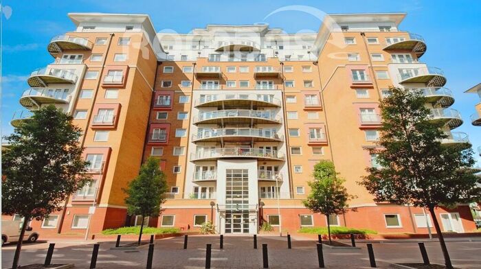 2 Bedroom Apartment To Rent In Winterthur Way, RG21