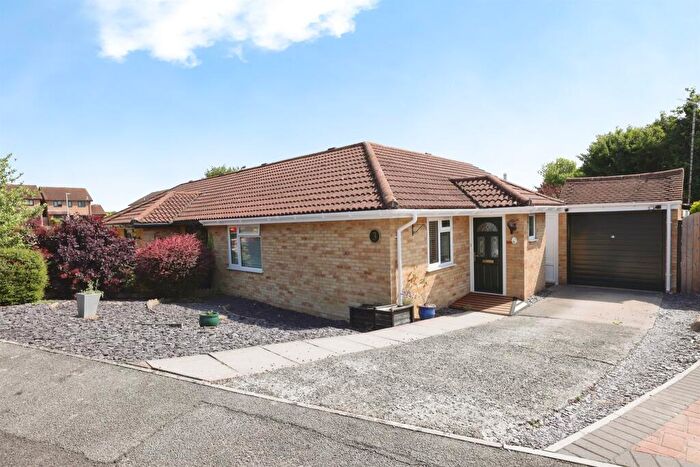 2 Bedroom Detached Bungalow For Sale In Cranleigh Close, Amesbury, Salisbury, SP4