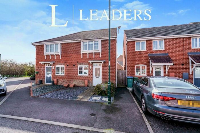 3 Bedroom Semi-Detached House To Rent In Blackberry Copse, Felpham, PO22