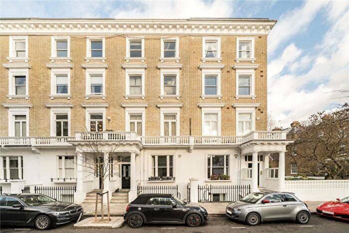 2 Bedroom Apartment To Rent In Harcourt Terrace, London, SW10