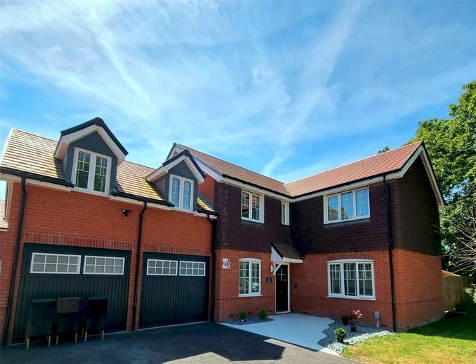 5 Bedroom Detached House To Rent In Garrett Drive, Shinfield, Berkshire, RG2