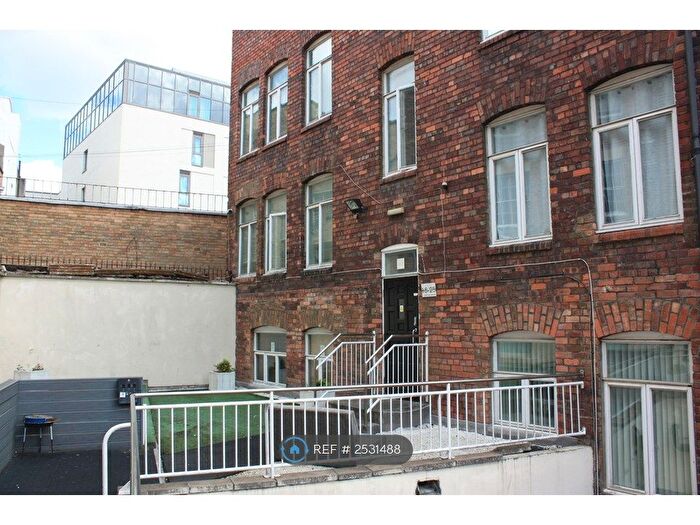 1 Bedroom Flat To Rent In Hampton Gardens, Newcastle, NE1