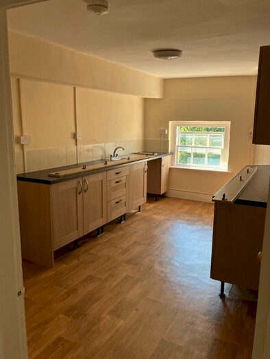 2 Bedroom Flat To Rent In Blue House Flat, Staffordshire, ST18