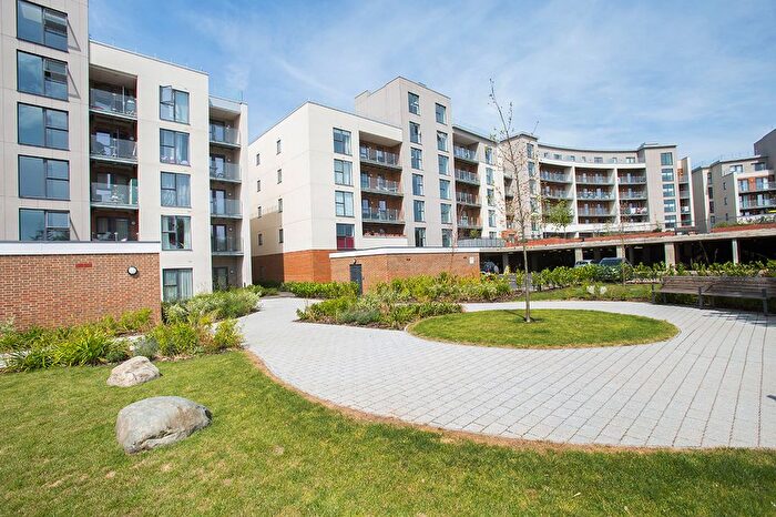 2 Bedroom Flat For Sale In Manor Way, Borehamwood, WD6