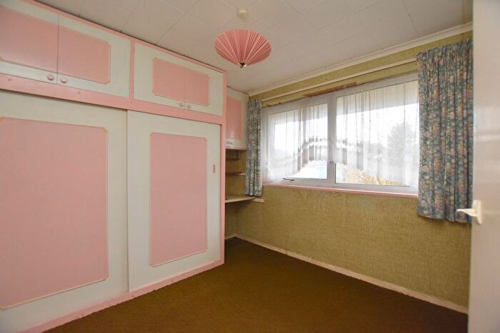 3 Bedroom Semi-Detached Bungalow For Sale In Dunes Road, Greatstone, New Romney, TN28