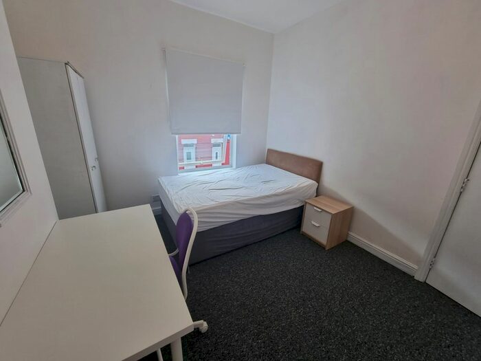 4 Bedroom Terraced House To Rent In Olney Street, Manchester, M13