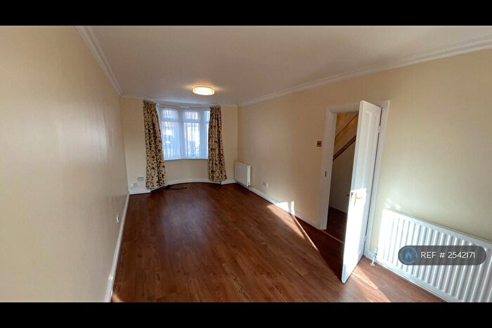 3 Bedroom Terraced House To Rent In Dunster Place, Coventry, CV6