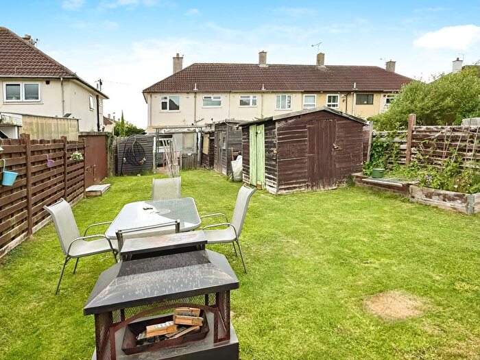 3 Bedroom Semi-Detached House For Sale In Portcullis Road, Netherhall, Leicester, LE5