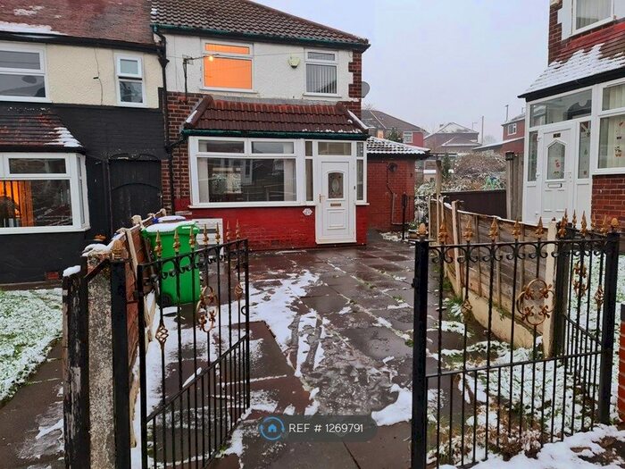 3 Bedroom Semi-Detached House To Rent In Brindley Avenue, Manchester M9