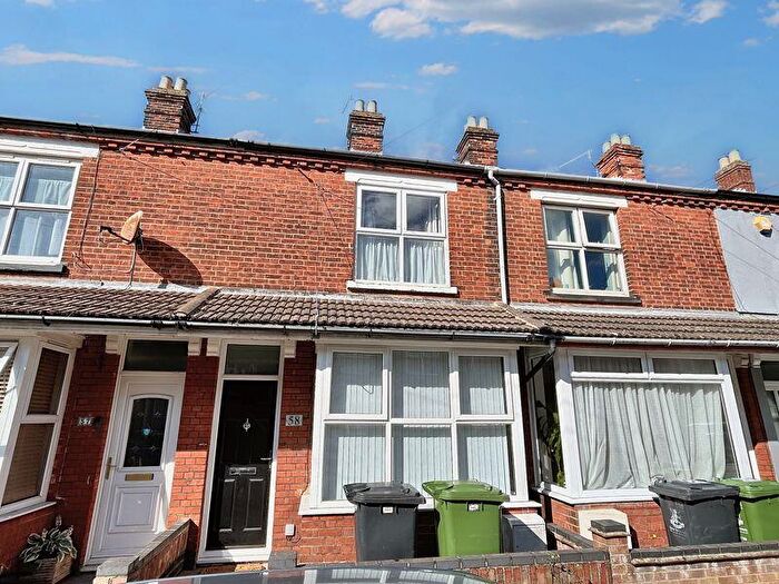 3 Bedroom Terraced House For Sale In Alderson Road, Great Yarmouth, NR30