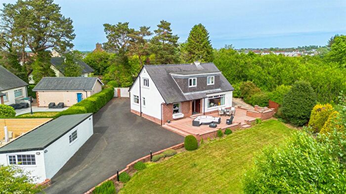 4 Bedroom Detached House For Sale In Old Manse Road, Wishaw, ML2