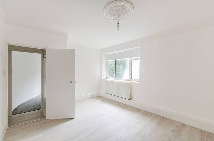 1 Bedroom Flat To Rent In Wootton Street, Waterloo, London, SE1