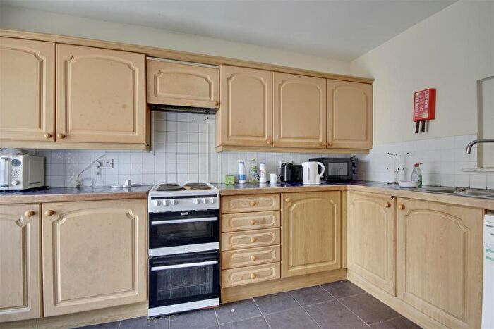 3 Bedroom Terraced House For Sale In Green Road, Southsea, PO5
