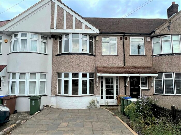 3 Bedroom Terraced House To Rent In Sutherland Avenue, Welling, Kent, DA16