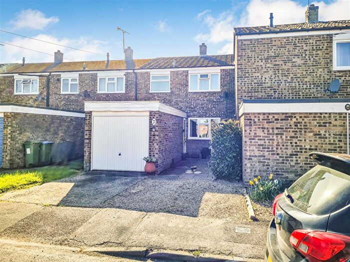 2 Bedroom Terraced House For Sale In Orchard Close, Stoke Mandeville, Aylesbury, HP22