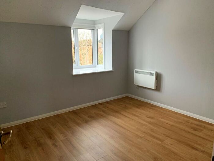 2 Bedroom Flat To Rent In Barnes Court, Whitley Mead, Stoke Gifford, Bristol, BS34
