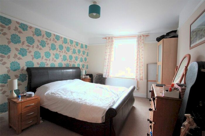 5 Bedroom Detached House For Sale In St. Josephs Place, Devizes, Wiltshire, SN10