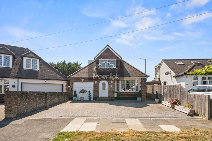 3 Bedroom Detached Bungalow For Sale In Sylvia Avenue, Pinner, HA5