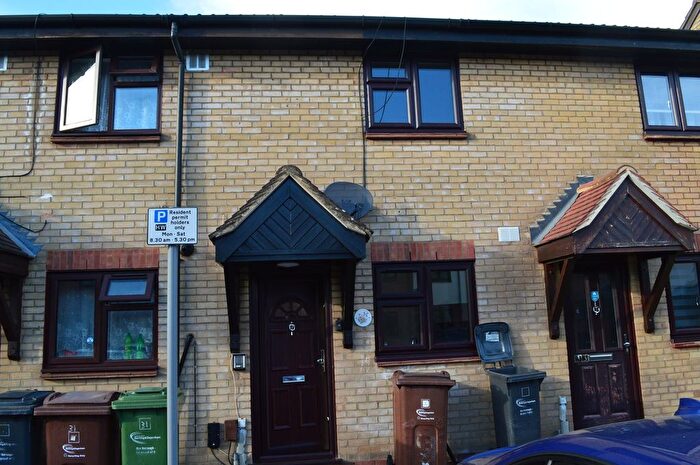 2 Bedroom Terraced House To Rent In Page Close, Dagenham, RM9