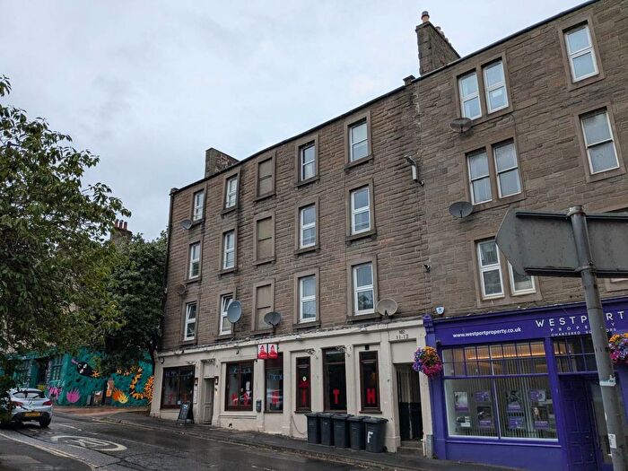 2 Bedroom Flat To Rent In Old Hawkhill, Dundee, DD1