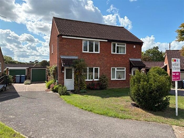 2 Bedroom Semi-Detached House For Sale In Acorn Close, Ipswich, IP2