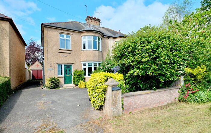 3 Bedroom Semi-Detached House For Sale In Ramsey Road, St Ives, Huntingdon, PE27
