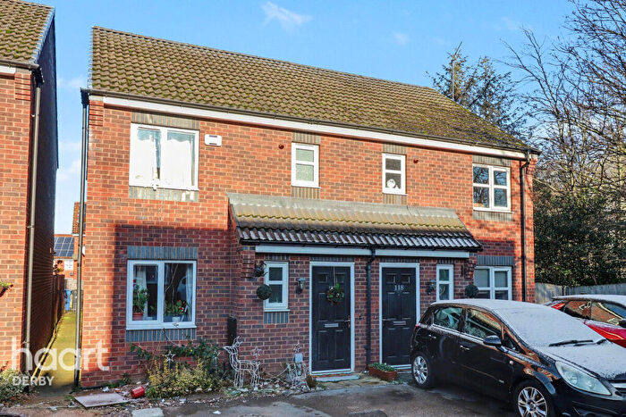 3 Bedroom Semi Detached House For Sale In Girton Way, Derby, DE3
