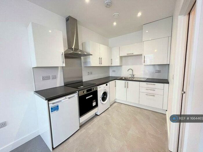 1 Bedroom Flat To Rent In King Street, Ramsgate, CT11