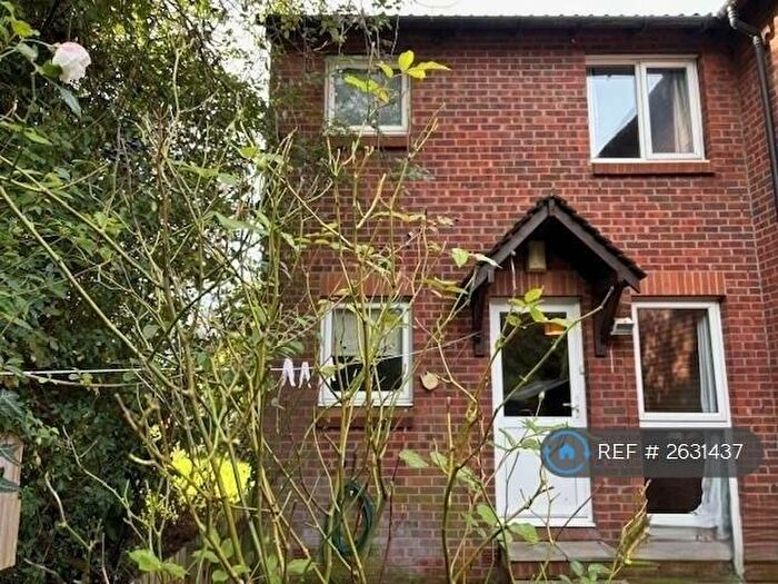 1 Bedroom Semi-Detached House To Rent In Larks Meade, Earley, Reading, RG6