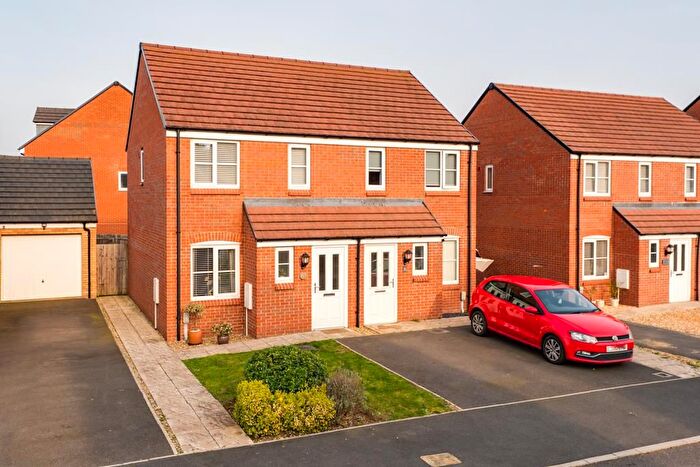 2 Bedroom Semi Detached House For Sale In Speight Crescent, Barton Seagrave, NN15