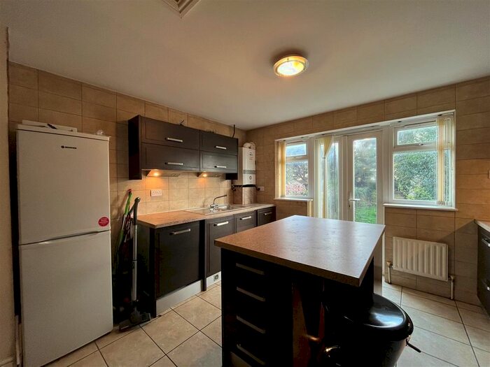 1 Bedroom Flat To Rent In Kildowan Road, Goodmayes, IG3