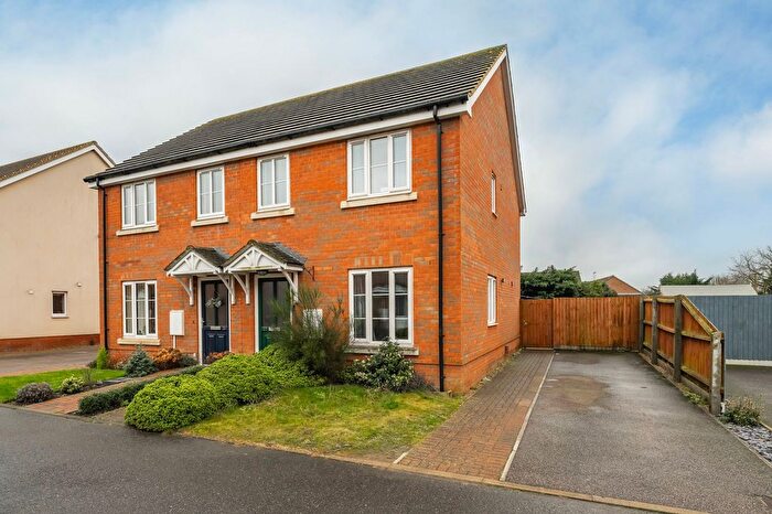 2 Bedroom Semi Detached House For Sale In Burghwood Drive, Mileham, PE32