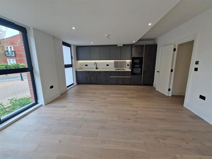 2 Bedroom Flat To Rent In A Rotherhithe Street, London, SE16