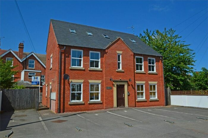 2 Bedroom Flat To Rent In Victoria House, Queen Victoria Street, Rugby, CV21