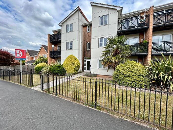 1 Bedroom Apartment To Rent In Kentmere House, Archdale Close, Chesterfield, S40