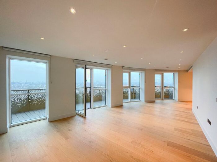 3 Bedroom Flat To Rent In Cassini Tower, White City Living, W12