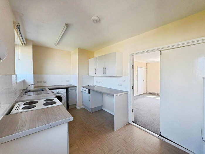 2 Bedroom Maisonette For Sale In Goldsel Road, Swanley, BR8