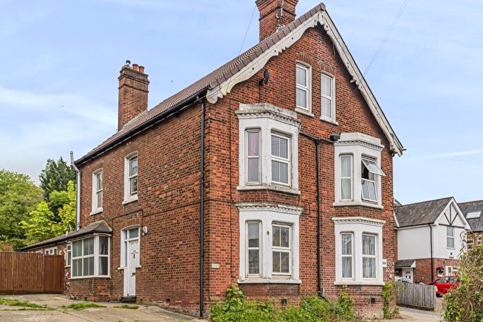 3 Bedroom Semi-Detached House To Rent In West Wycombe Road, Buckinghamshire, HP12