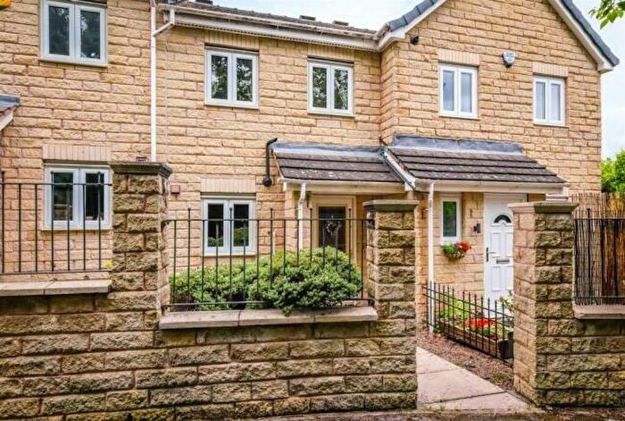 2 Bedroom Terraced House To Rent In Holly Bank Road, Huddersfield, West Yorkshire, HD3