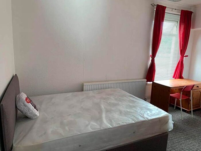 5 Bedroom Property To Rent In Victoria Avenue, Brynmill, Swansea, SA1