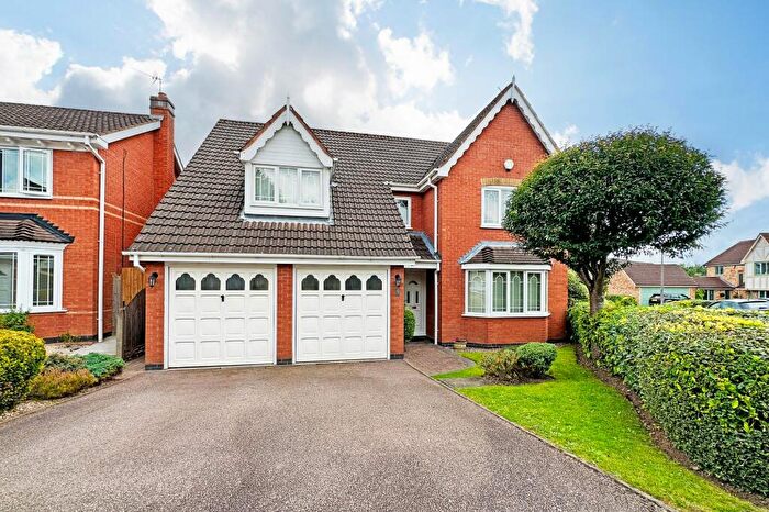 4 Bedroom Detached House For Sale In Fairford Close, Solihull, B91