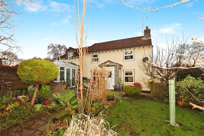 3 Bedroom Cottage For Sale In Gloucester Road, Rudgeway, Bristol, Gloucestershire, BS35